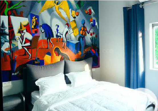 公安对于酒店的墙体彩绘而言更注重哪些方面？